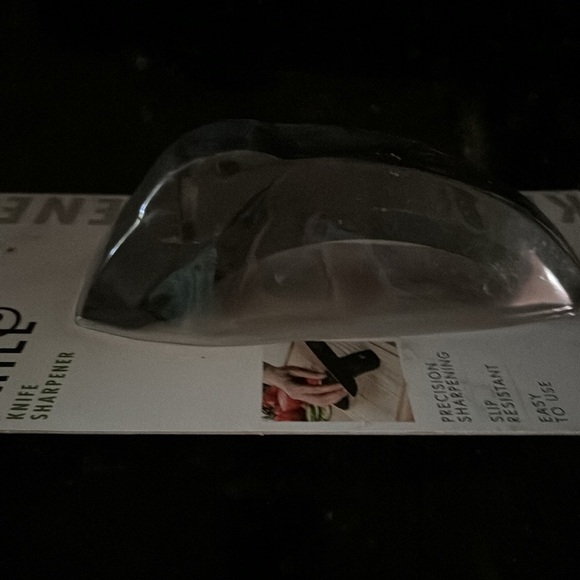 Knife Sharpener - Picture 2 of 5